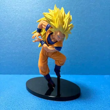 손오공 액션 포즈 피규어