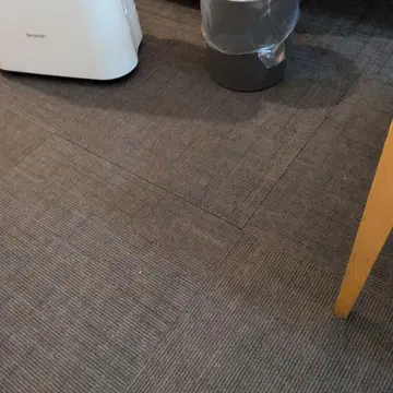 화이트 원통형 쓰레기통