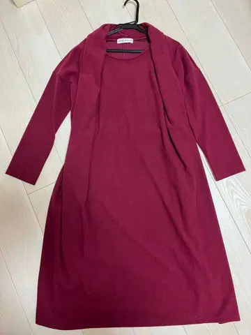 ANELALUX 아네라럭스 버건디 컬러 원피스