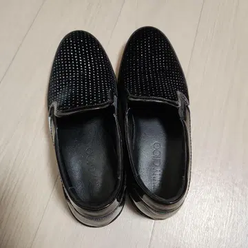 JIMMY CHOO 블랙 슬립온