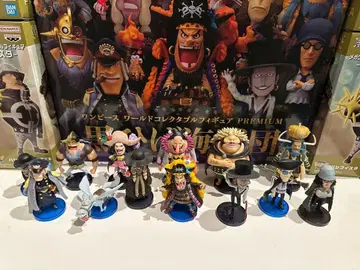 원피스 월드 콜렉터블 피규어 검은 수염 해적단