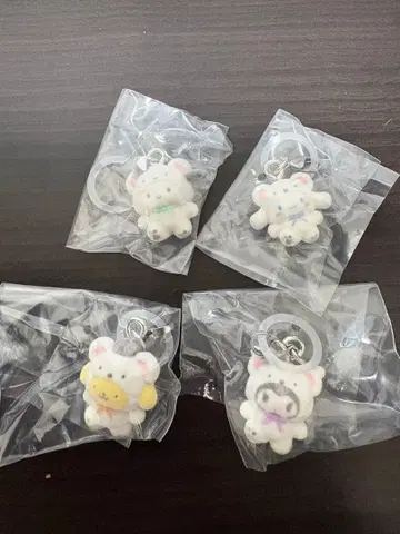 산리오 캐릭터 후와후와 스노우 메지루시 참 4종