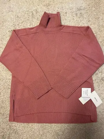 미라 오웬 터틀 니트 스웨터 핑크 미사용 새상품 택 포함