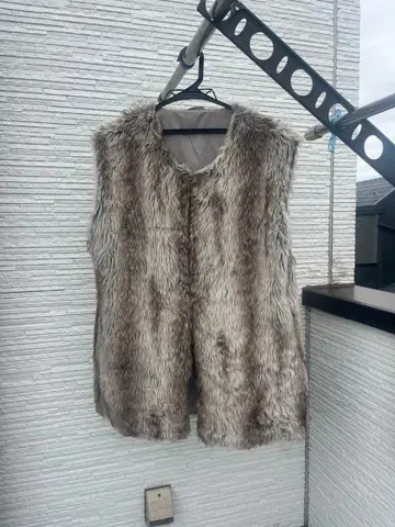 인조 모피 슬리브리스 베스트