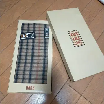 DAKS 체크 무늬 머플러 울 혼방 박스형