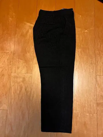 유나이티드 애로우즈 레오파드 무늬 테이퍼드 팬츠 블랙 사이즈 36