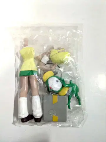 개구리 중사 케로로와 히나타 나츠미 피규어 세트