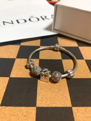 Pandora 실버제 팔찌 참 5개 포함 17cm