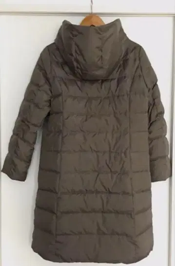 노리즈 리버서블 다운 코트 38 사이즈 카키