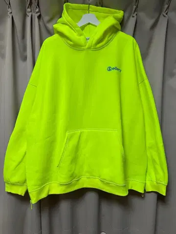 &ellecy 후드티