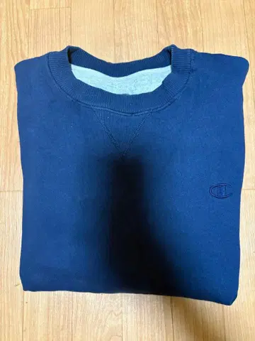 CHAMPION 네이비 맨투맨 L 사이즈