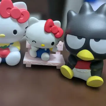 헬로키티 바츠마루 피규어 약 15cm
