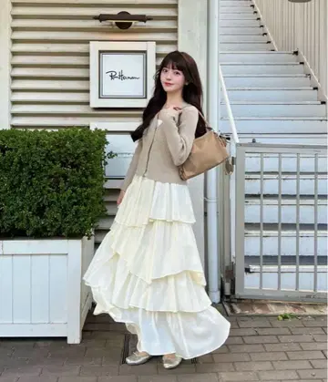 호두 x Cherir Mignon 콜라보 원피스