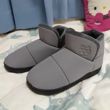 치이카와 (먼작귀) 하치와레 부츠 M 사이즈