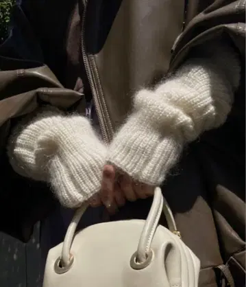 AMERI VINTAGE MOHAIR KNIT ARM WARMER