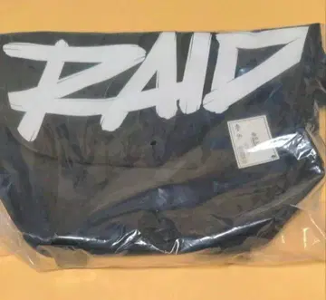 레이드 재팬 메신저 백 빅 로고