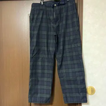 THE NORTH FACE 체크 무늬 슬랙스