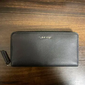 캘빈 클라인 블랙 가죽 장지갑