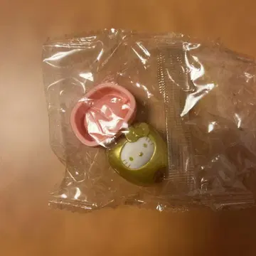 [레어] 헬로키티 캡슐 토이 치아 골드