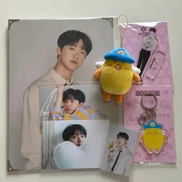 ASTRO 윤산하 ROROHA POPUP