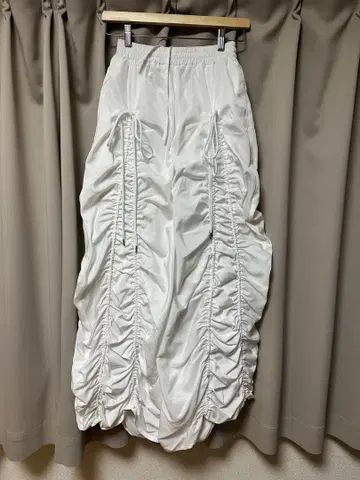 J1U by LA BELLE ETUDE 팬츠