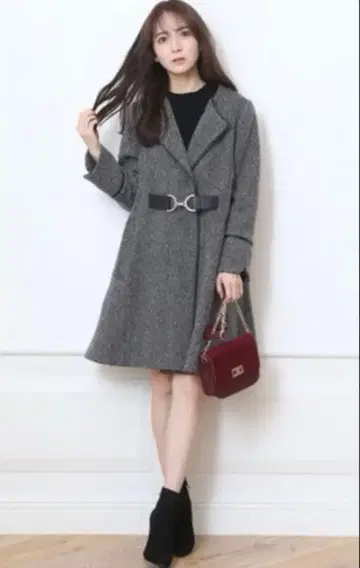 리랜드트루 그레이 계열 트위드풍 롱 코트