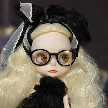 아이시돌 커스텀 아웃핏 포함