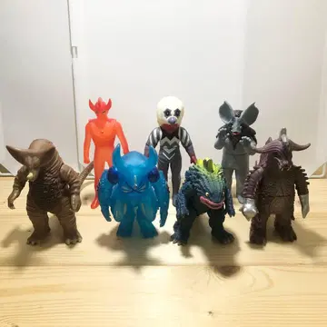 레어템 울트라맨 괴수 소프트 비닐 라이브사인 스파크 인형 한정품