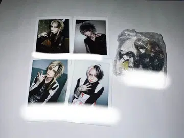 JILUKA Zyean 폴라로이드, 캔뱃지