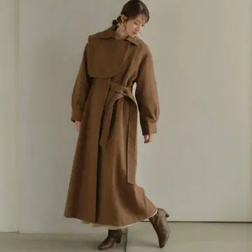 Eaphi 브라운 코트