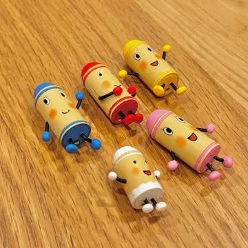 나란히 서는 크레용의 쿠로군 5점 세트