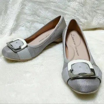 유나이티드 컬러즈 오브 베네통 펌프스 22.5cm 그레이지