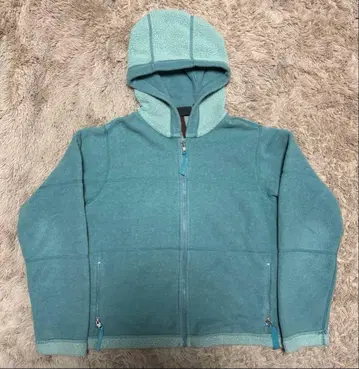 02년산 patagonia 아크틱 자켓 여성용 신틸라