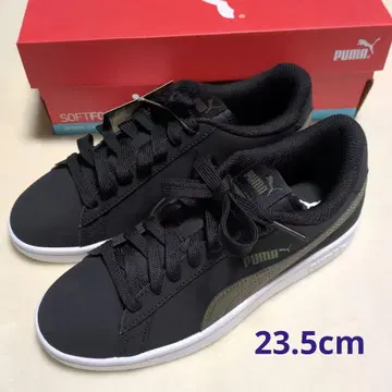 [ 미사용 새상품 ] PUMA 블랙 스니커즈 23.5cm