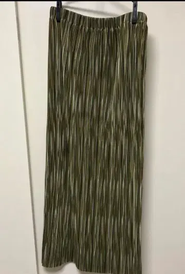 Lumiere 타이트 스커트 그린