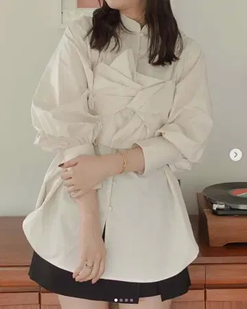 [ 새상품 ] Alumu. 리본 디자인 뷔스티에 세트 셔츠