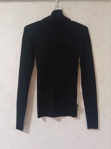 에네스베 터틀넥 스웨터 프리 사이즈 블랙
