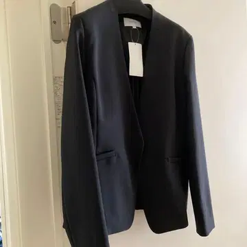 미사용 새상품 UNTITLED 노카라 자켓 사이즈 4 블랙 택 포함