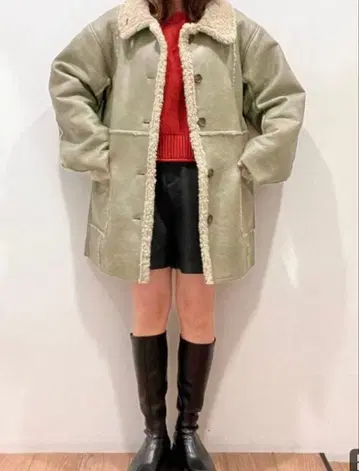 JEANASIS 비건 가죽 보아 코쿤 코트