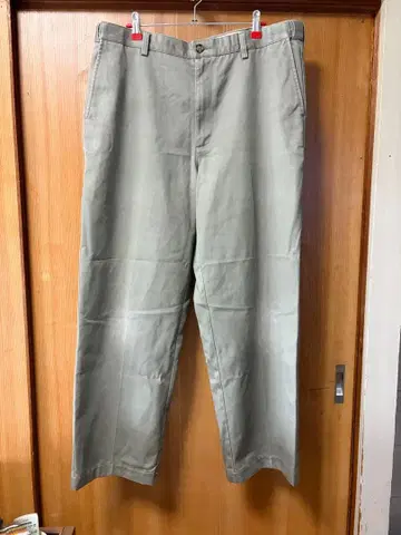 L.L.BEAN 엘엘빈 베이지 워크 팬츠 백 포켓 부착