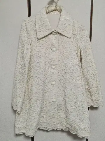 Honey mi Honey 총 레이스 코트 화이트