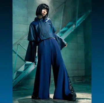 Ado HARE 사이드 자카드 절개 팬츠