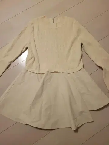 페플럼 콤비 니트 풀오버