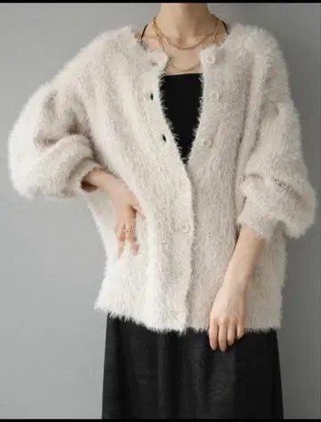 lumier 크루넥 랜덤 샤기 가디건 (에크루)