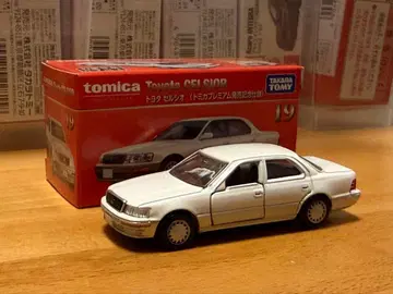 토미카 프리미엄 도요타 셀시오 출시 기념 사양