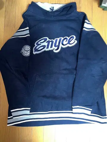 enyce 리브라인 후디