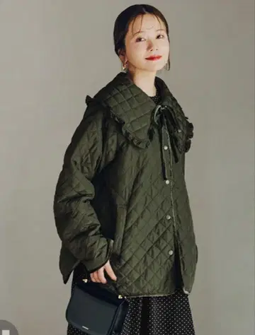 titivate 카라 부착 퀼팅 자켓