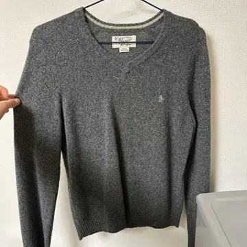 Penguin V넥 스웨터 그레이
