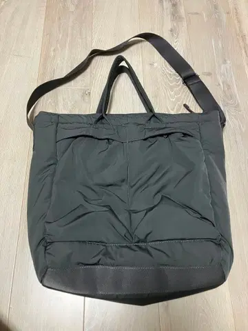 유니클로 2way 유틸리티 백 그레이 새상품급