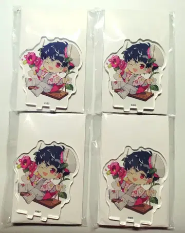 아이나나 애니카페 아크릴 스탠드 모모